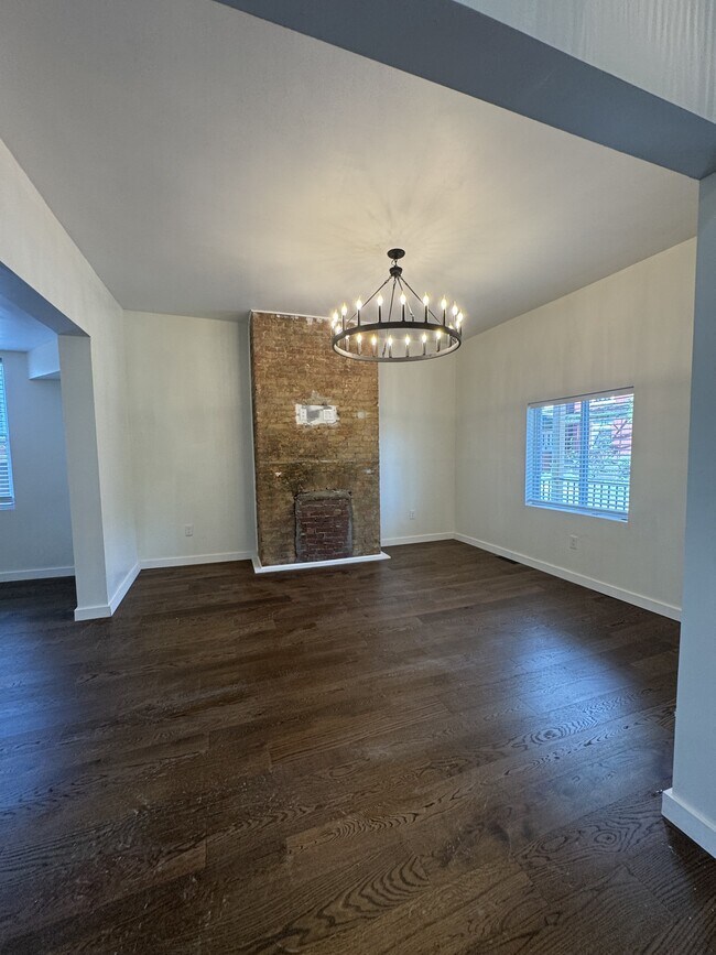 Photo - 510 Winfield St