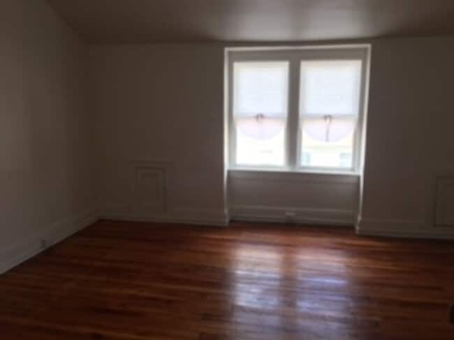 Photo - Video in Pics! West End of Town! Close to transportation, parks, and many amenities!