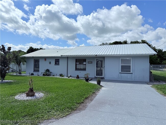 Building Photo - 3515 Marlin Dr Rental