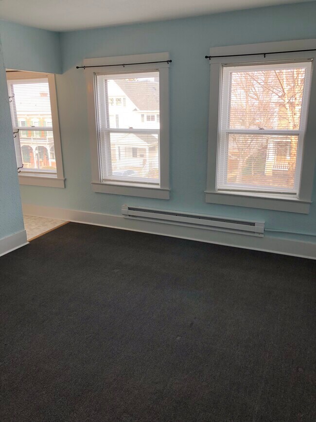 Photo - 421 Summit St