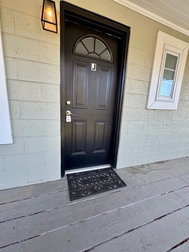 Photo - 402 S Holly St