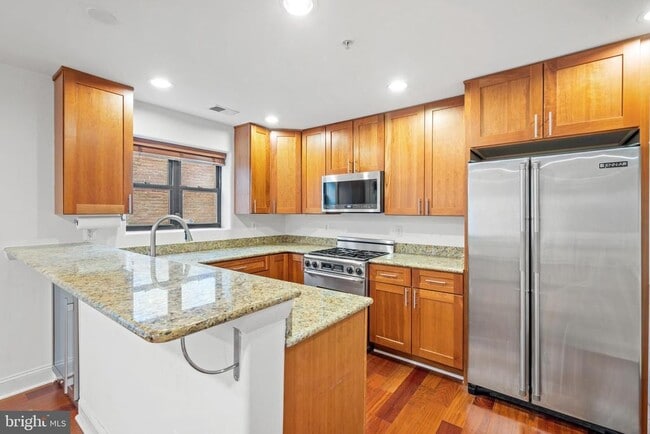 Photo - 1354 Euclid St NW Unit 202A