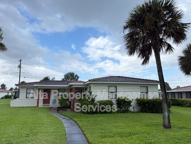 Building Photo - 195 Cardinal Dr Unit C Rental
