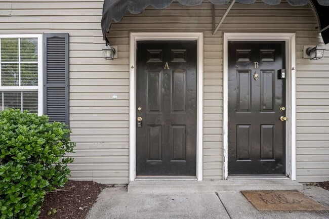Photo - Hamlet Square Townhomes -2304A