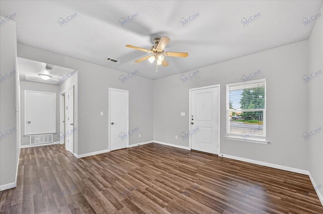 Photo - 2312 Gilmer St