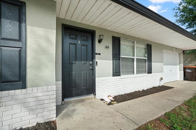 24 Sapphire Way