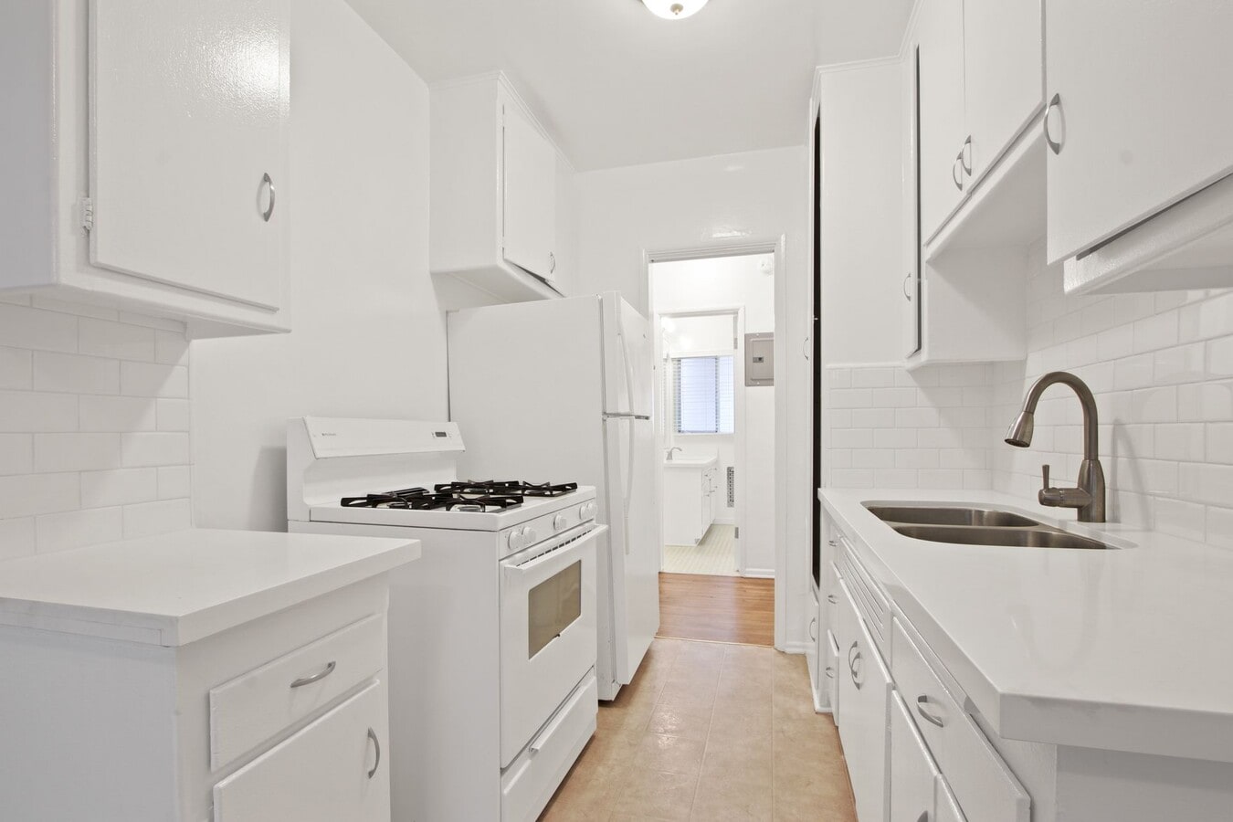 Photo - 500 California Ave, North of Wilshire in S...