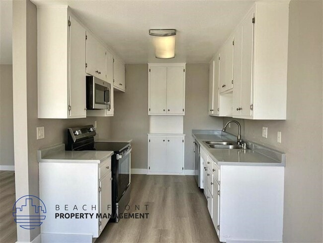 Photo - 2215 Nelson Ave.