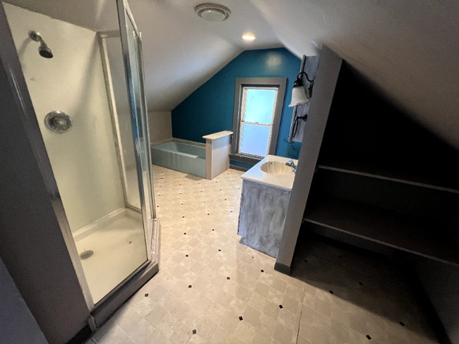 Photo - 621 S Rotherwood Ave