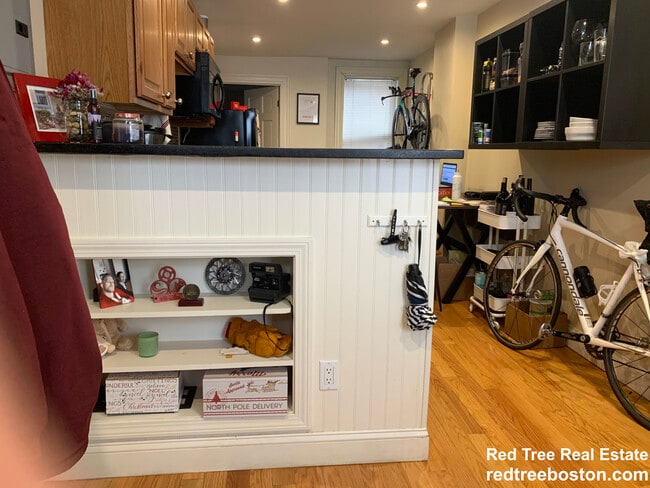 61 Joy St Unit 1