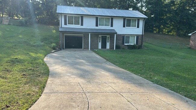 Building Photo - 512 Linda Ln Rental