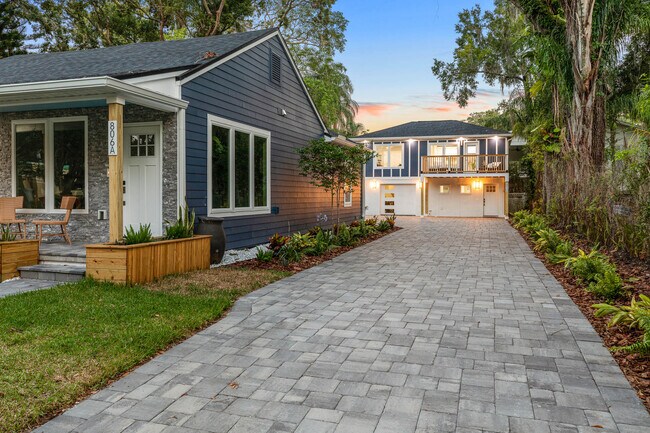 Photo - 810 Palmer St