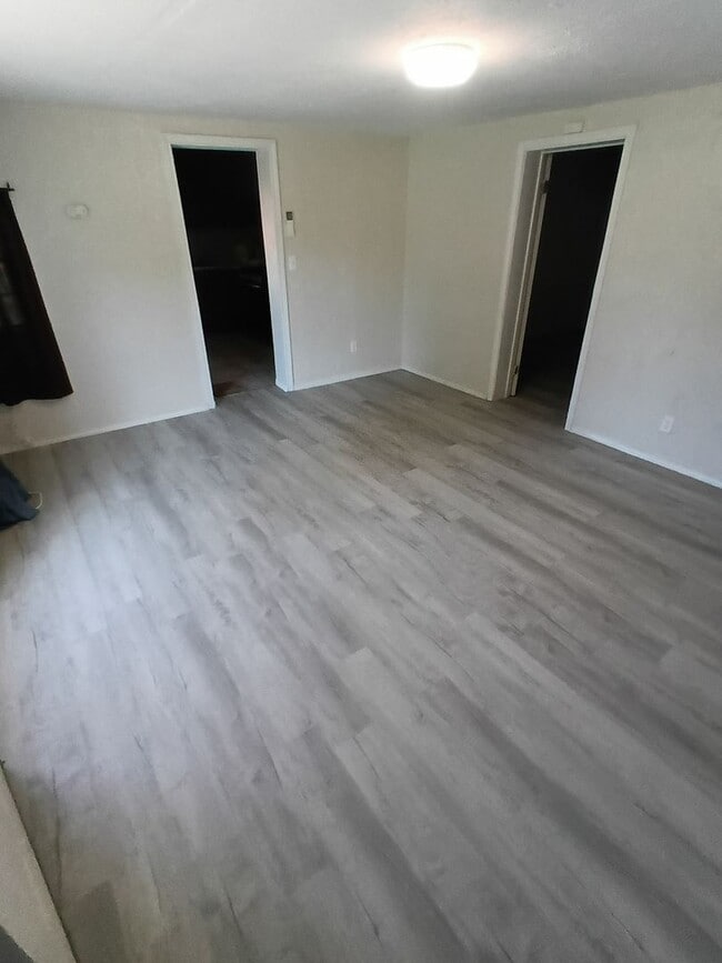 Photo - HOLIDAY SPECIAL-One Month FREE with 12 Mon...