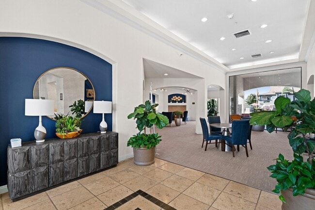 Photo - Barton Vineyard Apartments