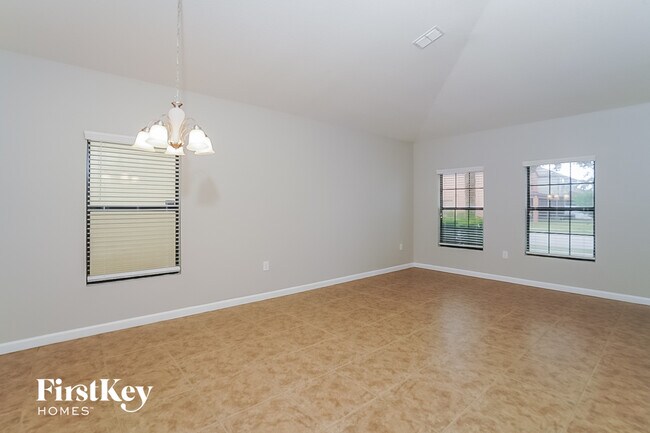 Photo - 4060 Millicent Cir