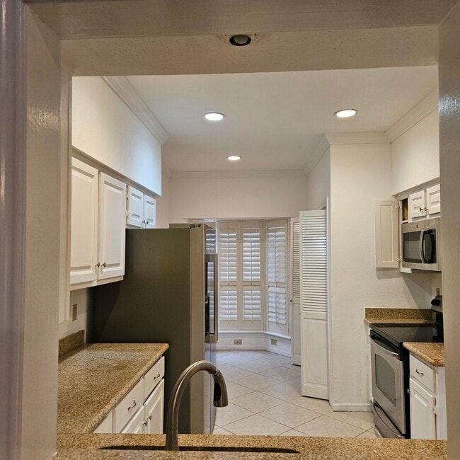 Photo - 712 Augusta Dr Unidad 712