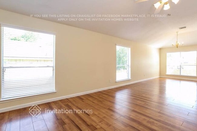 Photo - 10714 Estelle Cir