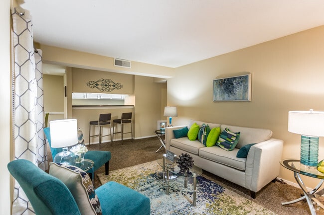 1 BR, 1 BA - Magnolia