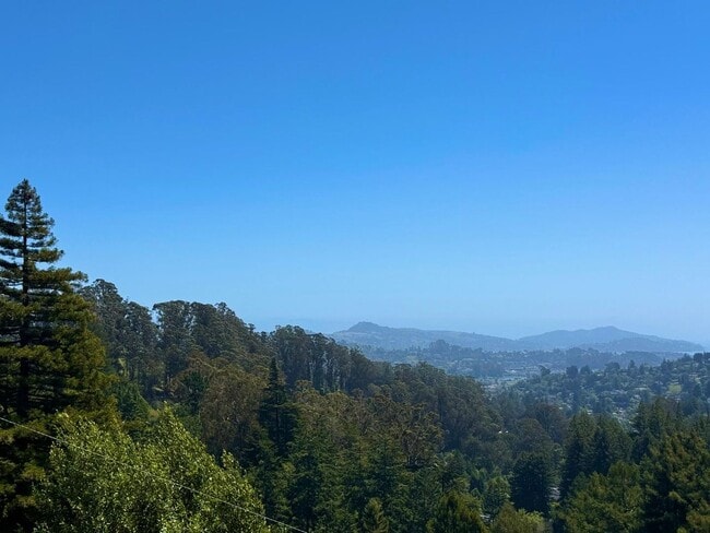 Photo - SPACIOUS THREE BED / THREE BATH HOME OFF OF PANORAMIC HWY WITH STUNNING VIEWS