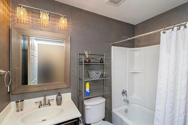 Photo - 6605 Adair Dr
