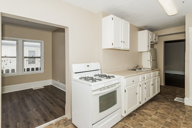 Photo - 4042 Clinton Ave