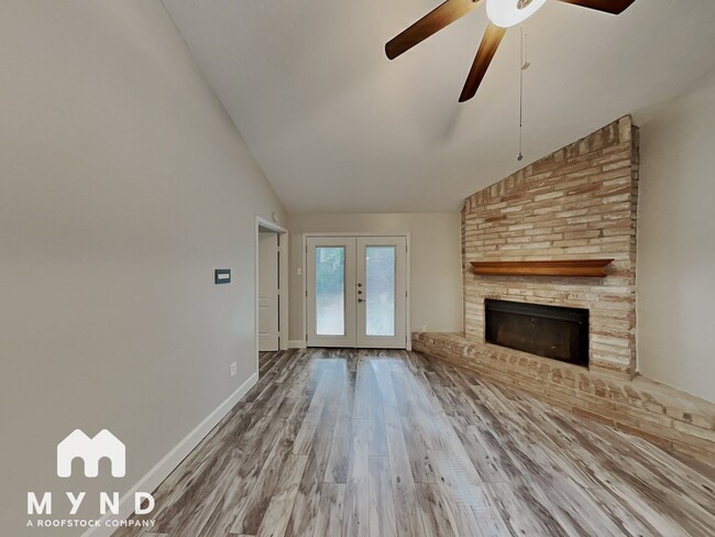 Photo - 61 S Circlewood Glen
