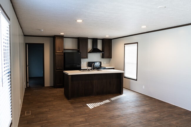 Photo - 111 Palomino Dr