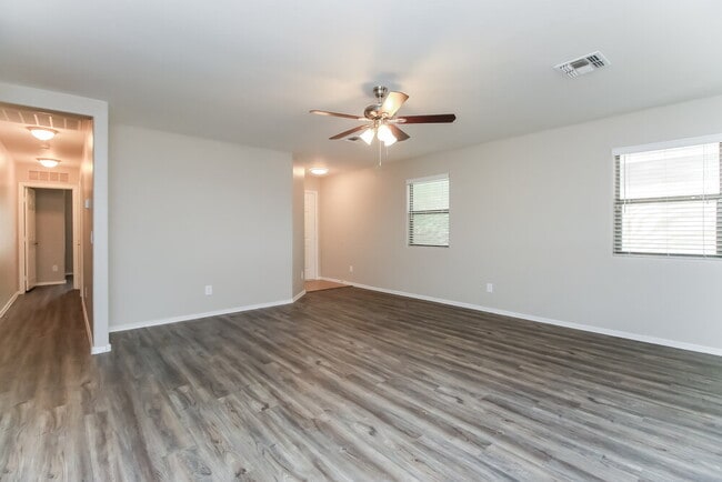 Photo - 2443 E Meadow Mist Ln
