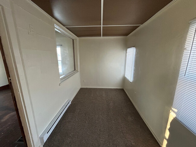 Photo - 1897 E Newberry St