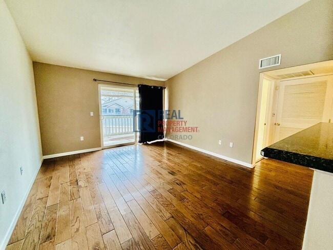 Photo - 1166 Opal St