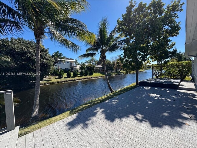 Photo - 332 NW 47th Ave