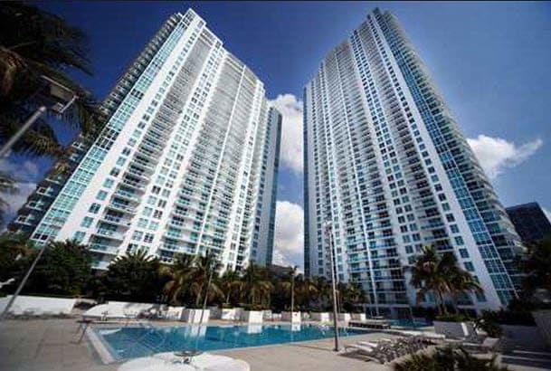 Building Photo - 950 Brickell Bay Dr Rental