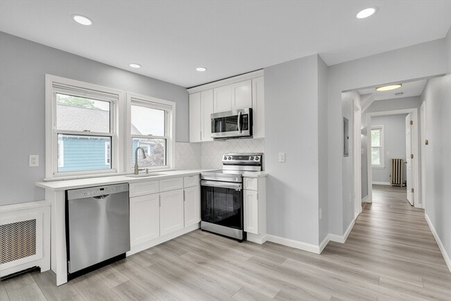Photo - 101 Bowen Ave