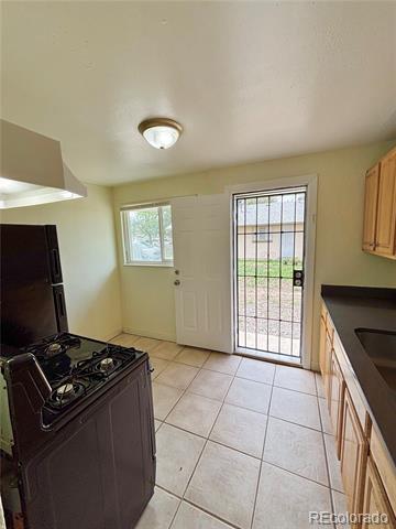 Photo - 1177 Akron St