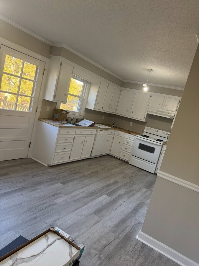 Photo - 107 Emlee St