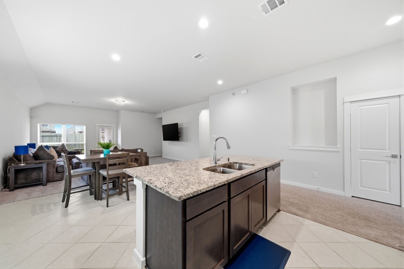 Photo - 2434 Abbot Brk Dr