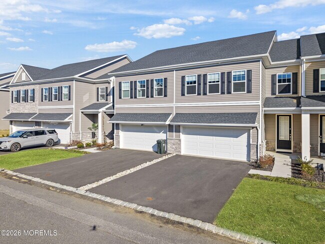 1003 Navigator Ave