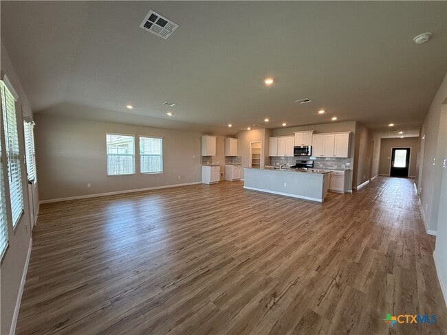 554 Blue Stem Rd