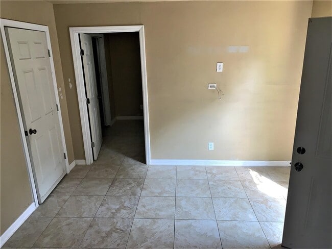 Building Photo - 5924 Morningdale St Rental