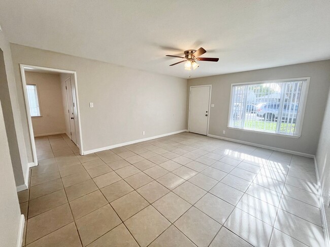 Photo - 1802-1804 Madrone Avenue Unit 1802