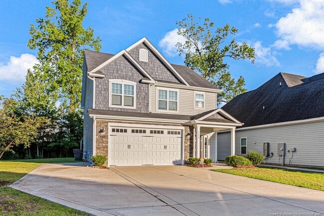 Building Photo - 2240 Mannington Dr