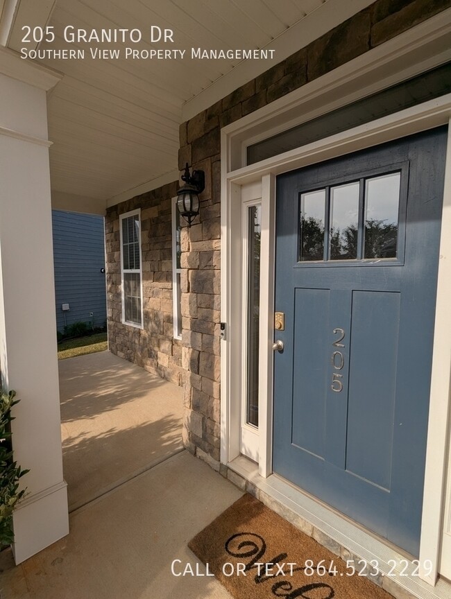 Photo - 205 Granito Dr