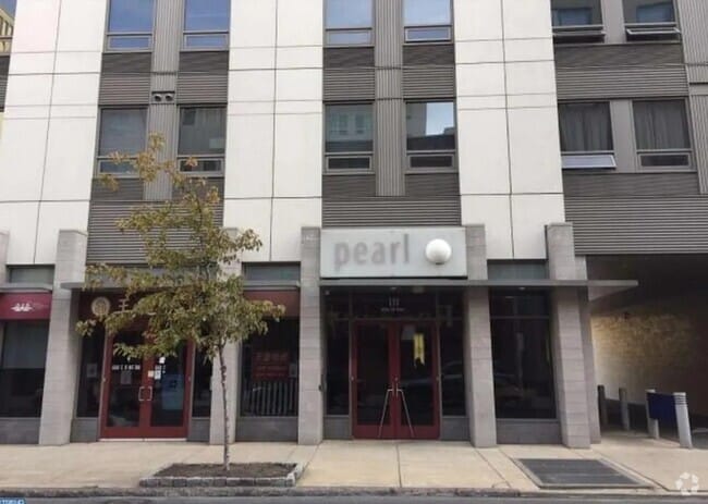 Building Photo - 111 N 9th St Unit 517 Rental