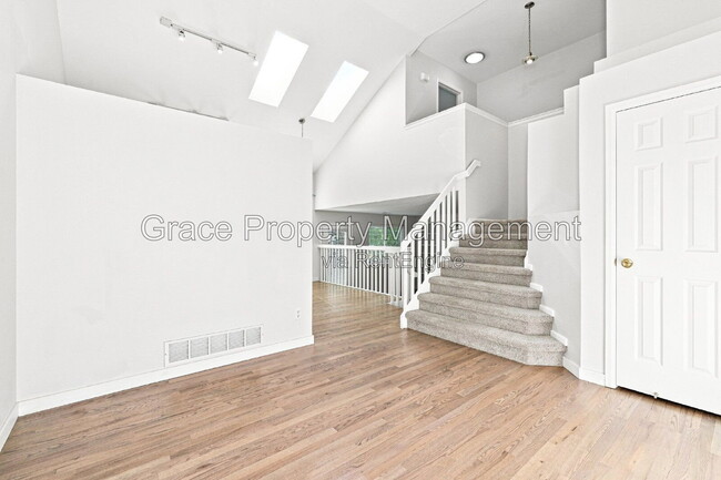 Photo - 2230 Andrew Dr