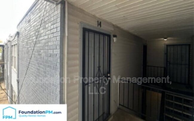 Photo - 1283 E Raines Rd