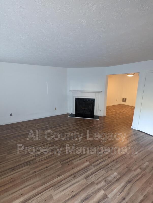 Photo - 5623 Wells Cir Casa Adosada