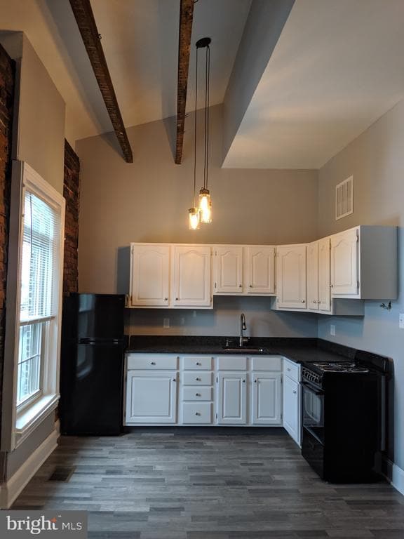 Building Photo - 13 N 4th Ave Unit 12 Rental
