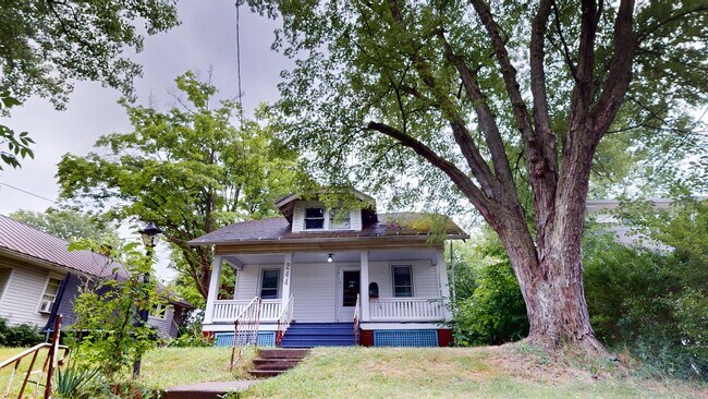 Cute 2 bedroom, near park - Cute 2 bedroom, near park House