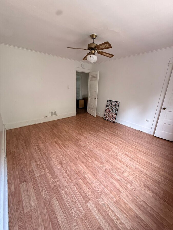 Photo - 2 Bedroom 1 Bathroom Townhouse For Rent