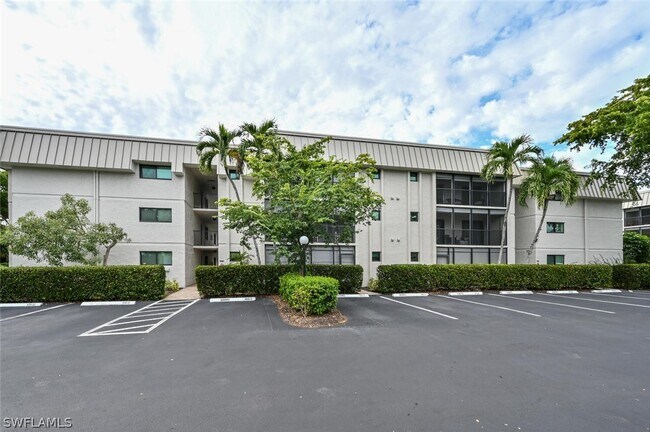 Photo - 788 Park Shore Dr Unit C25